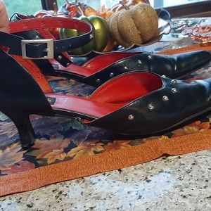 Torrid Pointed Toe Kitten Heels Size 12